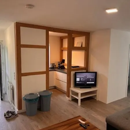 3 Schlafzimmer Fuer 6 Personen In Inkl Terrasse & Garten