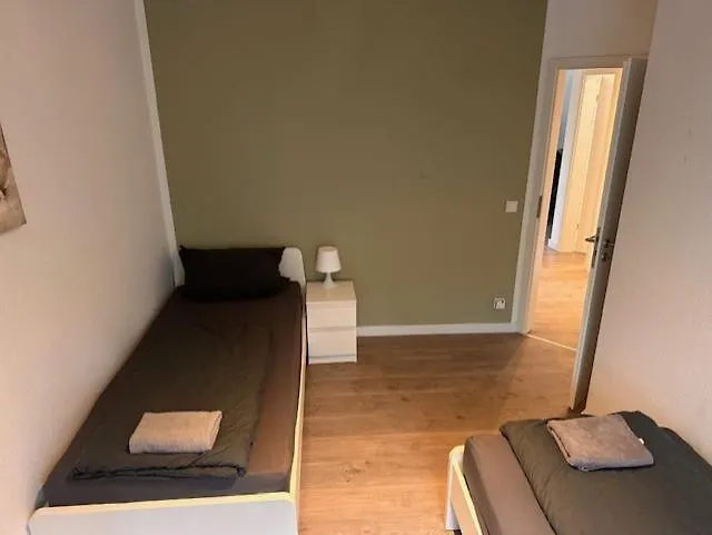 3 Schlafzimmer Fuer 6 Personen In Inkl Terrasse & Garten Apartamento